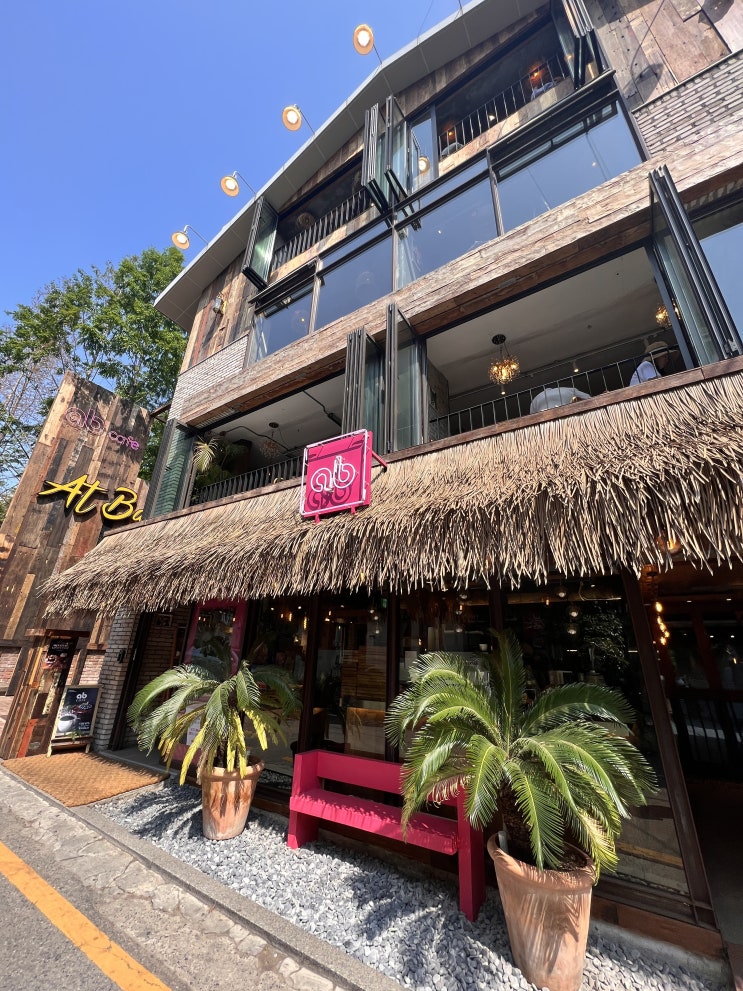 강남역 카페, 휴양지 온 듯한 이국적인 분위기 좋은 에이비카페