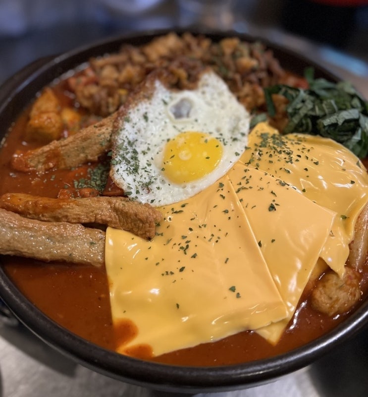 [이태원] 차돌떡볶이와 치즈감자전이 맛있는 마가진상회 후기