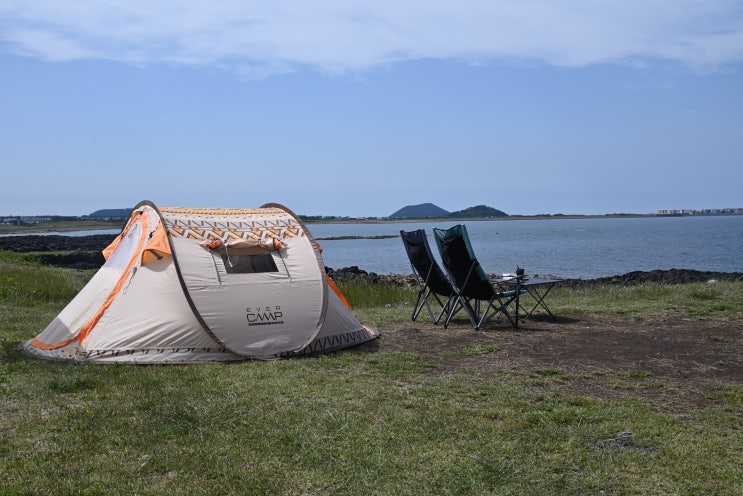 성산일출봉 뒤편 바닷가에 하루 캠핑