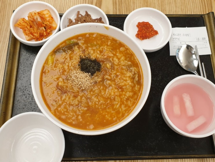  본죽 육개장죽 - 맛나면서 단백질도 챙기자