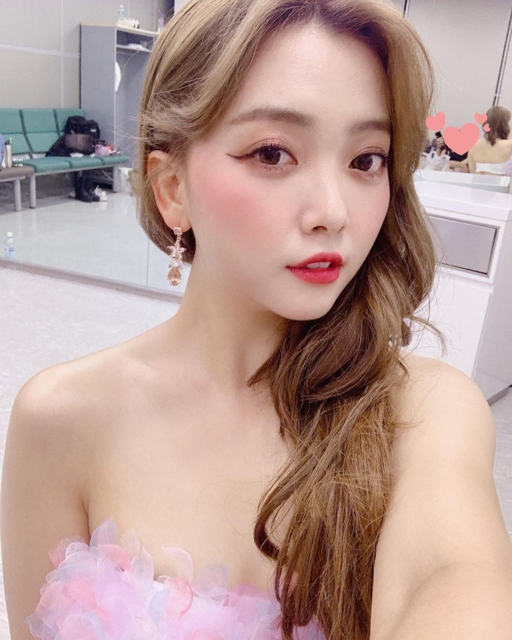 '트로르계의 아이유라 불리는' 요요미, 2022년판 군대 위문공연 영상 화제...그야말로 난리 났다 '트로르계의 아이유라 불리는' 요요미, 2022년판 군대 위문공연 영상 화제...그야말로 난리 났다