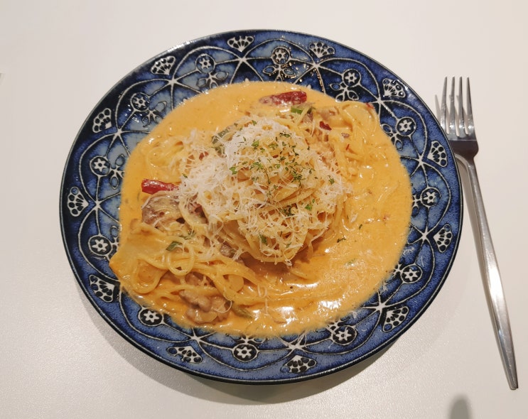  기흥 ICT밸리 맛집 롤링파스타 용인기흥밸리점 매운 크림 파스타 후기!