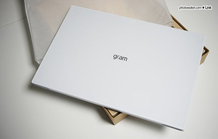 LG 그램 16 개봉기 인텔 12세대 엘더레이크 탑재한 가벼운 노트북
