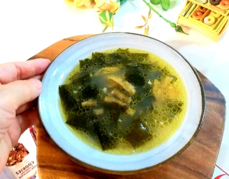  시원한 아침국 황태미역국 맛있게 끓이는 법 고기없이 미역국 끓이는 방법