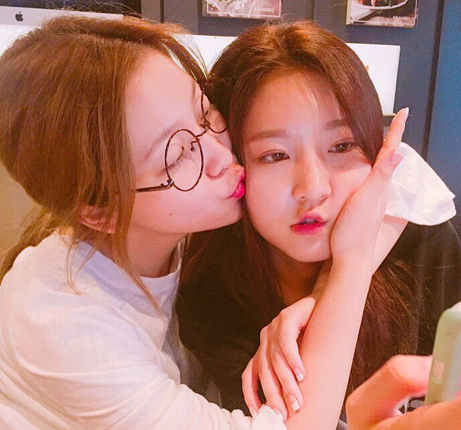 김새론 벤틀리 차 엄마 욕 집안 논란 김새론 벤틀리 차 엄마 욕 집안 논란