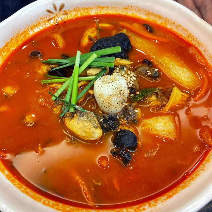 [내돈내산 / 수지구청역] 서비스 마인드에 놀란 짬뽕의 절대강자 "짬뽕지존"