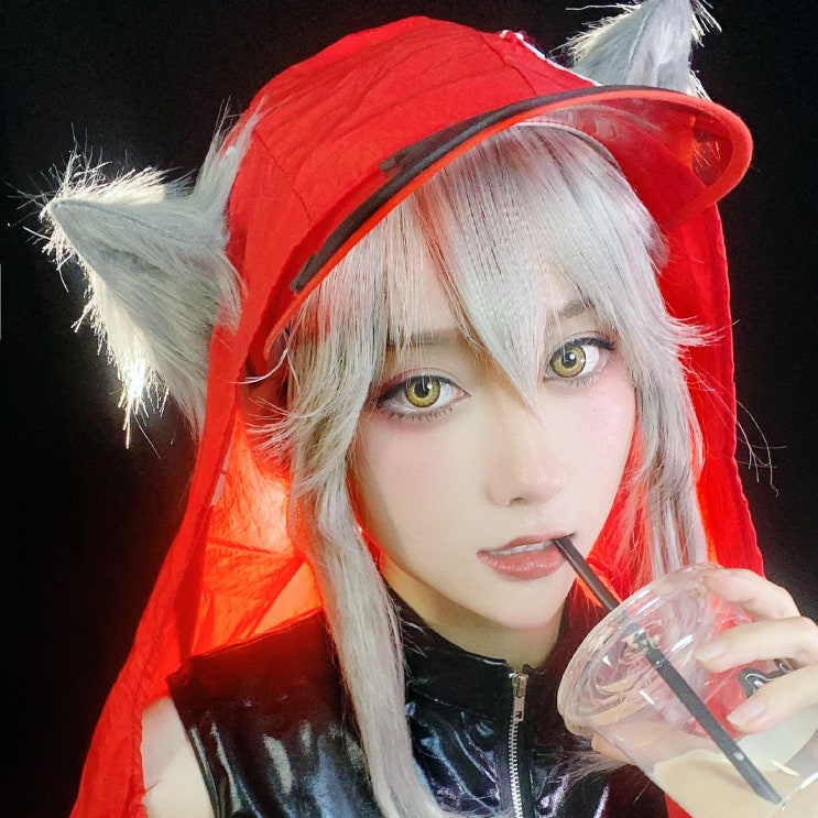  空气娘Kuuki - 레드 : 라이크 브리즈 LB01 코스프레(명일방주)