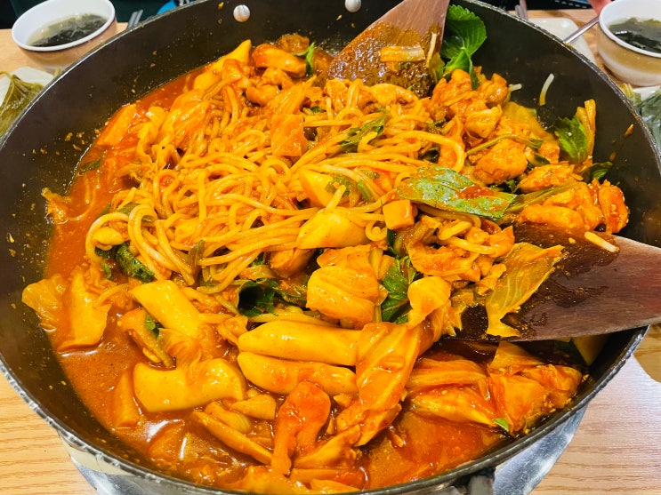  선릉역 닭갈비 점심 맛집ㅣ한가네 숯불 닭갈비ㅣ가성비 갑!
