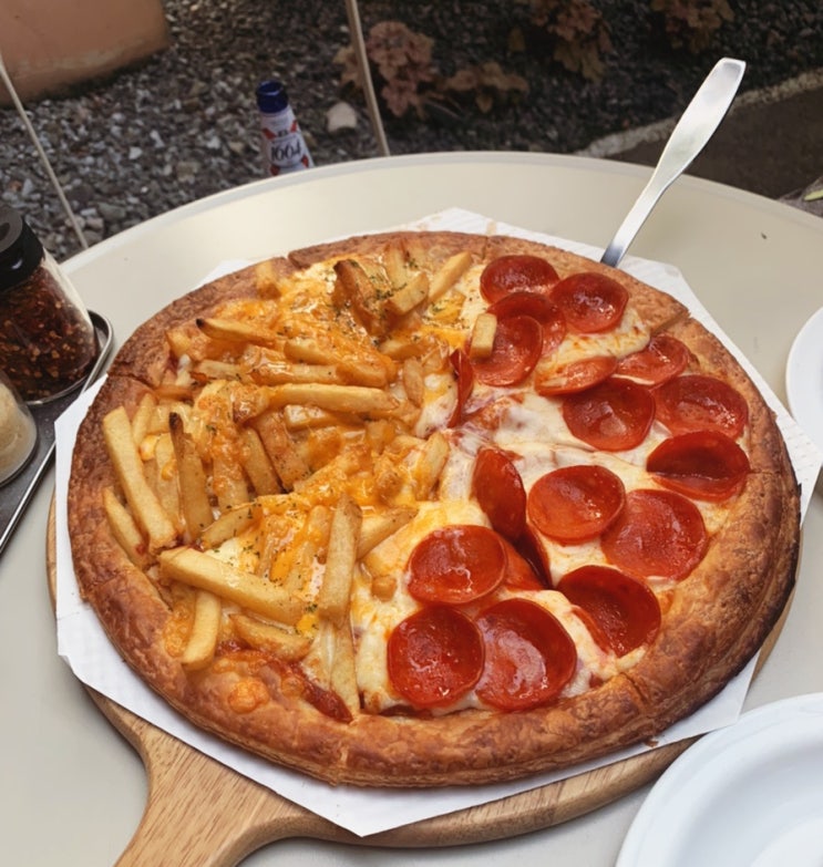 [성수맛집] 평범한 피자는 가랏~! 페스츄리 도우가 맛있는 피자시즌 후기