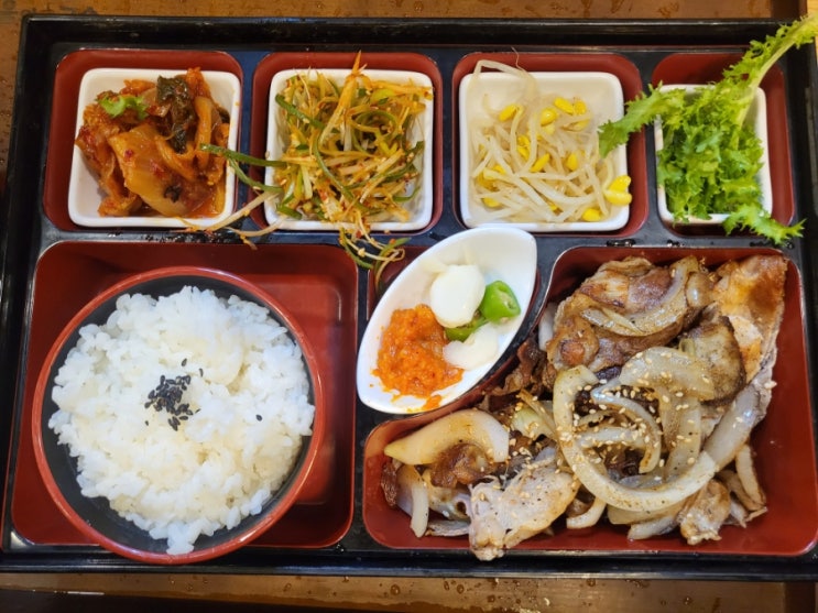  싸움의고수 서울대입구역점 ; 1인보쌈의 원조 대패삼겹살 혼밥 추천