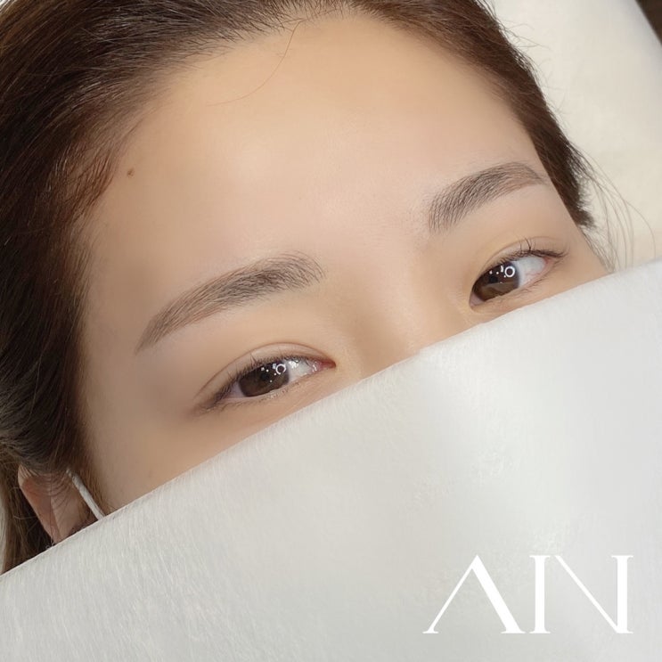  강남자연눈썹 특징을 살려 완벽한 디자인으로