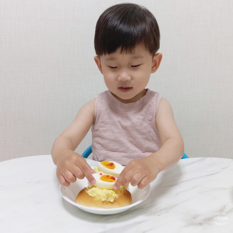  소근육발달 놀이키트로 유아간식 황금알 샌드위치 만들기