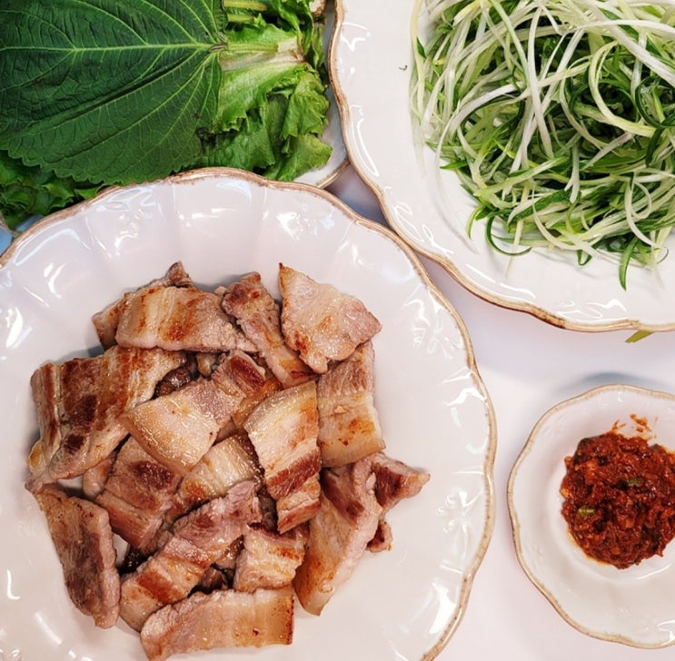 맛있는 고기는 성내동 성내시장 행운축산에서 스토어팜에서는 고기팸으로~ (feat. 남동생 소개)