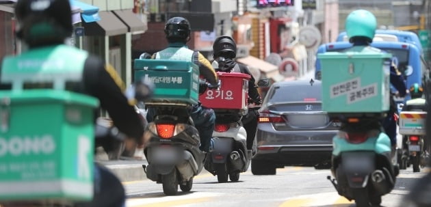 배달기사도 산재 적용…尹정부 '1호 노동법안' 시행되나?