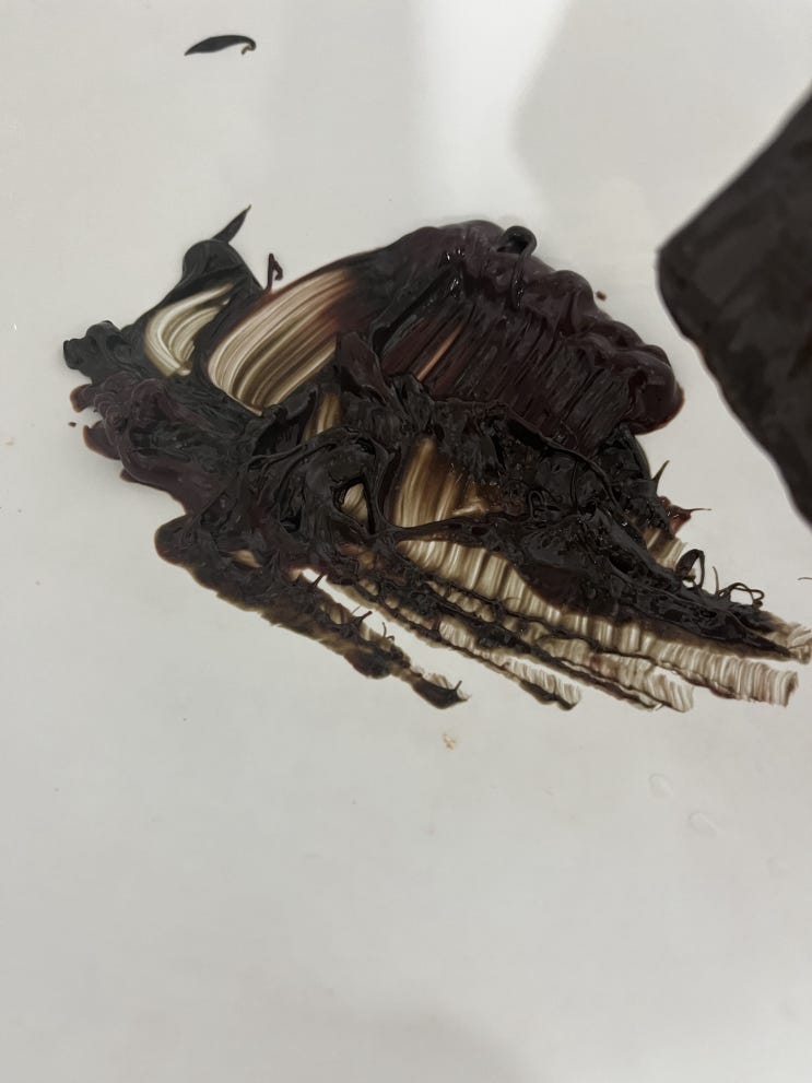  아모레 려 샴푸와 엘지 물들임 샴푸 섞으면????대박!!