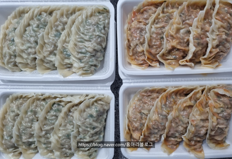 [군자역 맛집] 왕교자 고기, 김치만두 맛집 '이화만두'