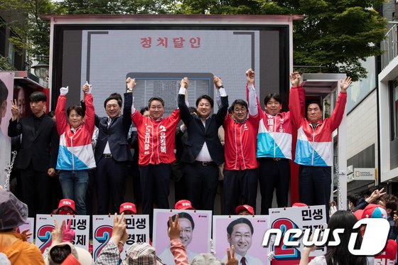 (2022.05.19.) 여야 공식 선거운동 첫날, <b>수도권 총력전</b>... 