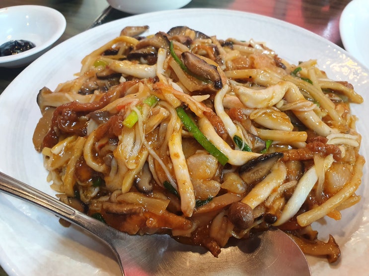  양산 평산동 은성각 점심특선, 커피내리는나무꾼 다락방 카페