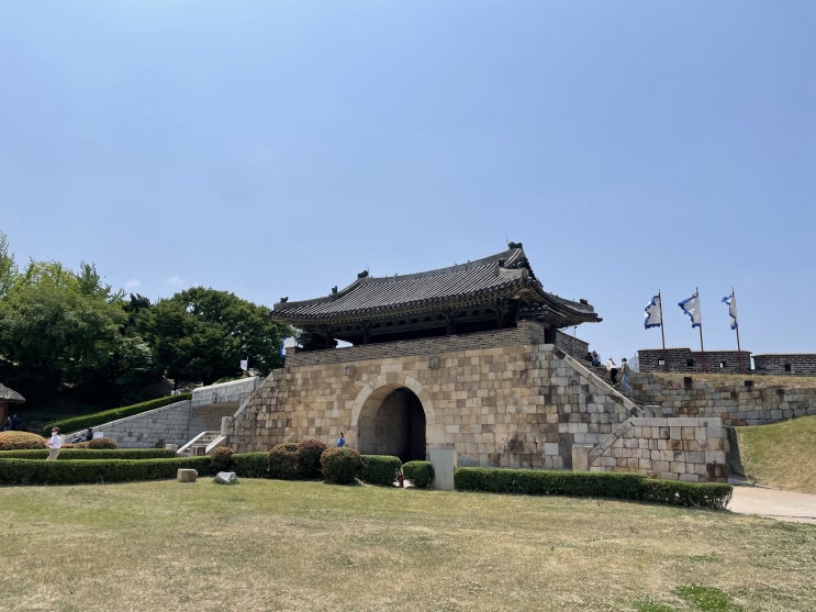 엄마랑 수원 나들이(cafe행궁동,진미통닭)