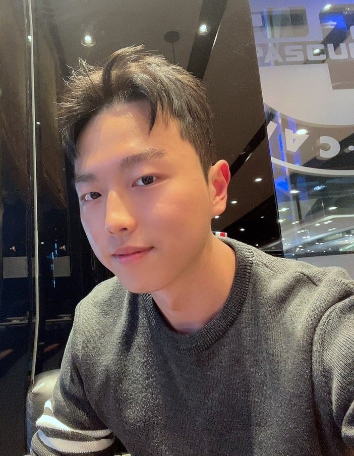 아들이 휴가를 나왔어요. 아들이 휴가를 나왔어요.