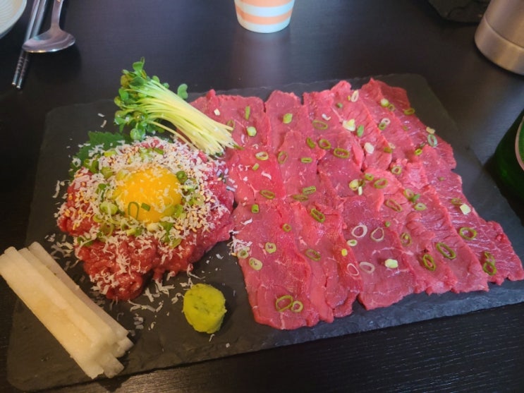  용식당 군자역 육회 맛집 방문 후기