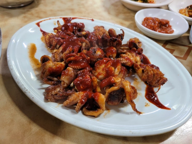  부산 중앙동 맛집 뚱보집 / 쭈꾸미구이가 유명한 3대천왕 출연 맛집 솔직 후기!