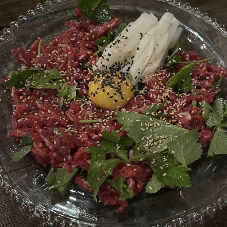  대구 동성로 술집 ‘지은심’ :: 반월당 육회 생고기 맛집