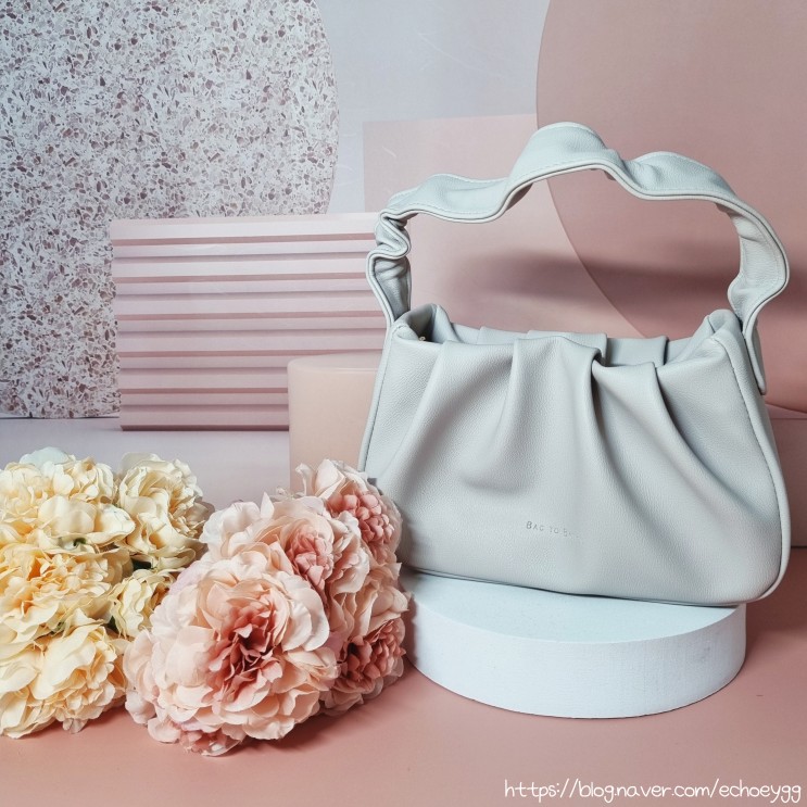 [가방] 색감부터 디자인까지 귀여운 미니백 "백투베이직스 - 프링백_라이트 그레이"