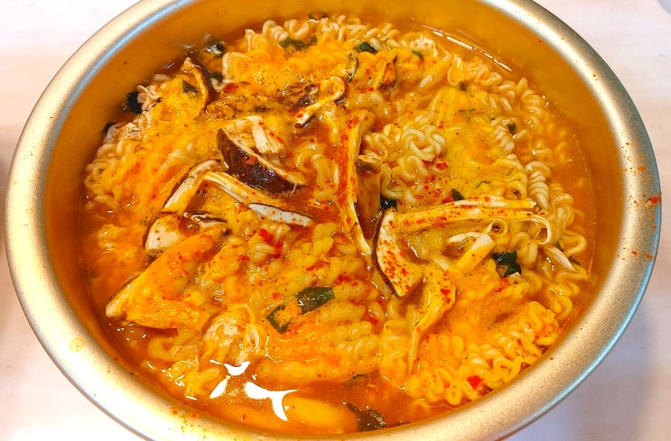  송이버섯 라면