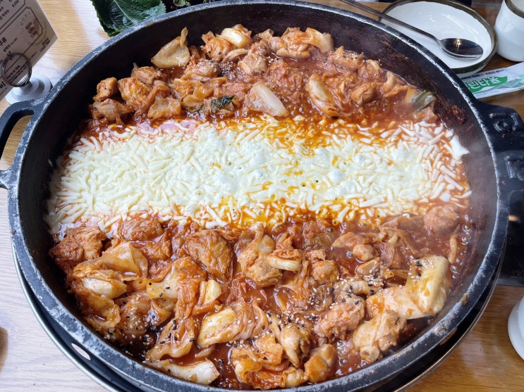 건대) 닭갈비, 치즈, 볶음밥까지 맛있는 건대 닭갈비 맛집 [장인닭갈비]