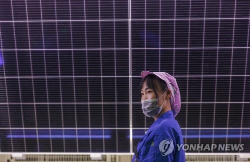중국, 1∼4월 태양광 에너지에 작년 3배 5조5천억 투자 중국, 1∼4월 태양광 에너지에 작년 3배 5조5천억 투자