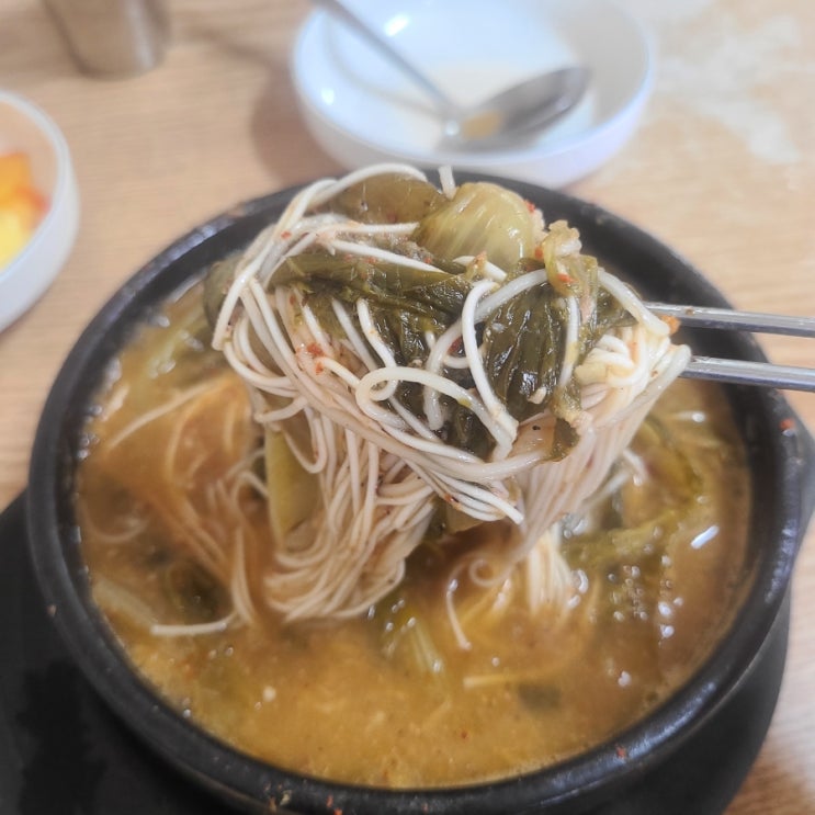  [행주산성 맛집]별미 보양식《지리산 어탕국수》메기구이, 메기장떡
