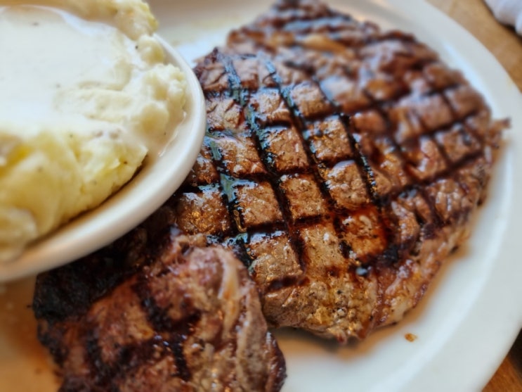  내돈내산 김포 텍사로드하우스_스테이크부터 사이드메뉴까지 다 맛있어..