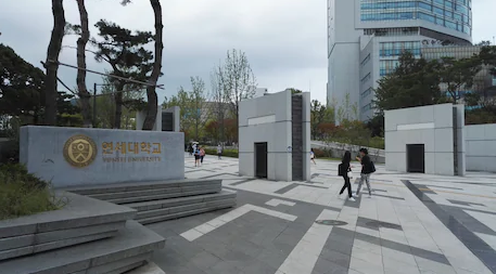  인공지능 기반의 신약 개발 과제 선정