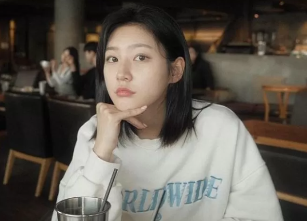 김새론 음주운전으로 변압기 수리비 보험 처리.. 드라마 하차, 자영업자들 보상.. 채혈은 왜 했나 김새론 음주운전으로 변압기 수리비 보험 처리.. 드라마 하차, 자영업자들 보상.. 채혈은 왜 했나
