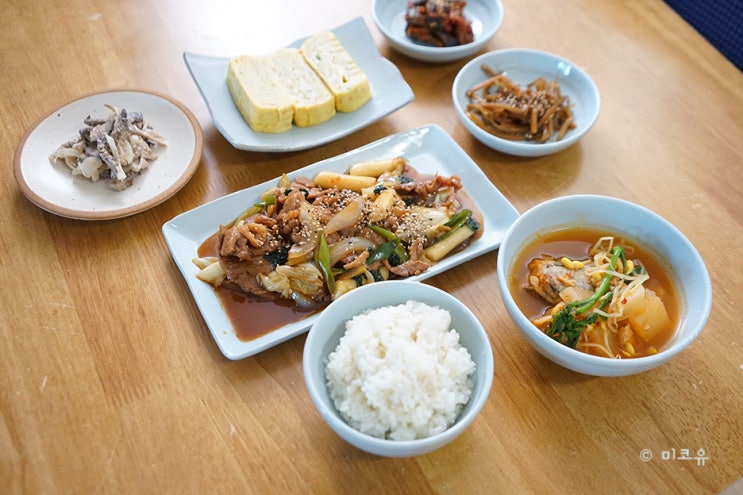  반찬정기배송 골고루 차려 먹는 집반찬연구소