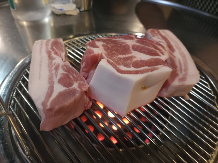  [리뷰볼래 내돈내산] 제주도 흑돼지 두께ㅋ