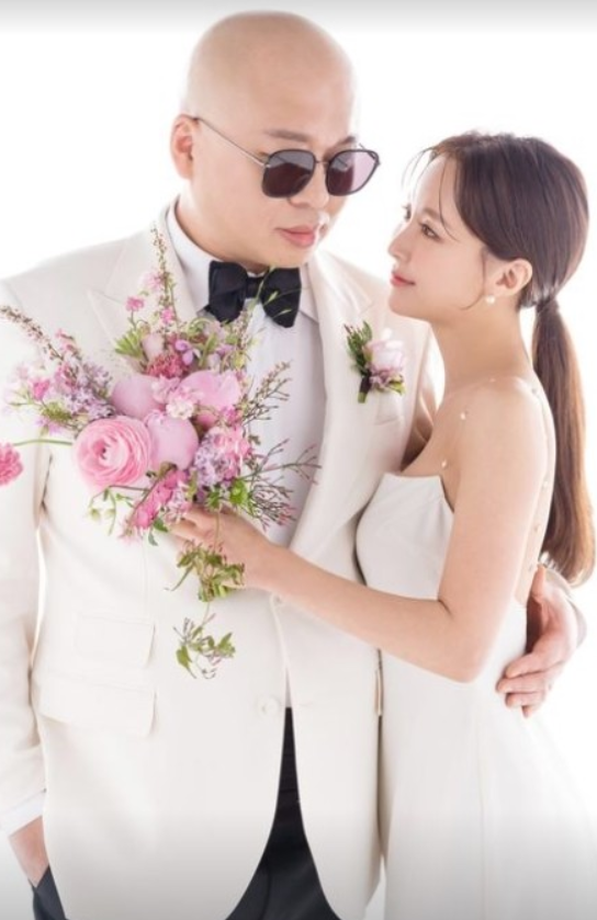  돈스파이크, 결혼 예정인 6살 연하 예비신부 첫 공개!