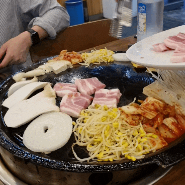 안산 중앙동 맛집 솥뚜껑에 굽는 삼겹살 춘천생삼겹