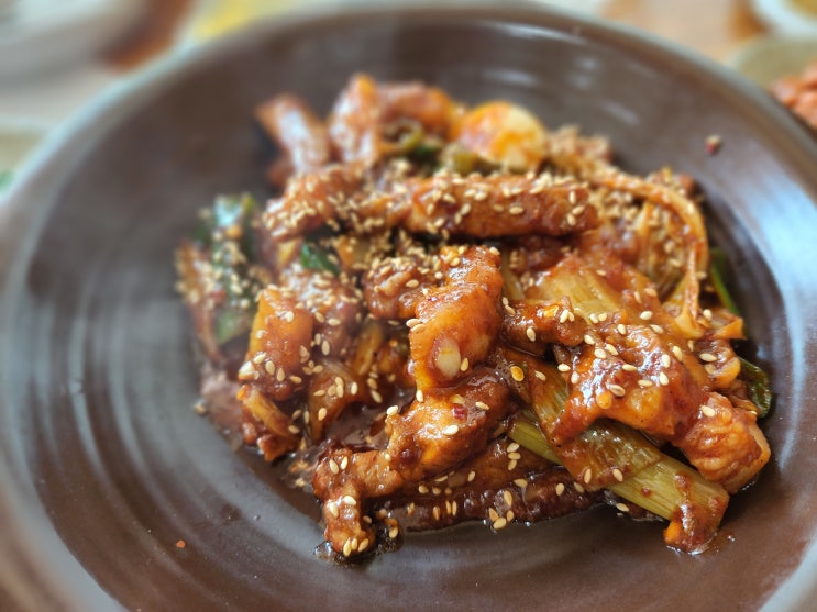  [동탄 유김치전골] 맛깔난 제육볶음 칼~시원한 김치전골