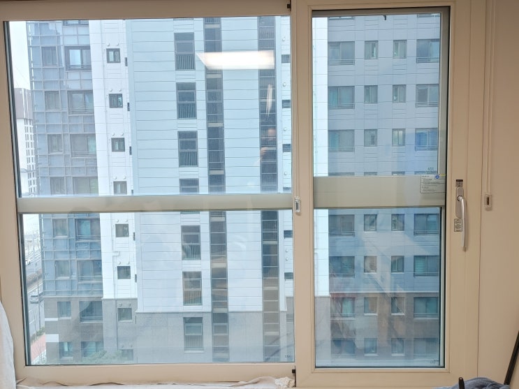  양천구 아파트썬팅 신정동 목동 신월동 아파트 거실창문 단열필름썬팅 햇빛차단썬팅 자외선차단썬팅 시공
