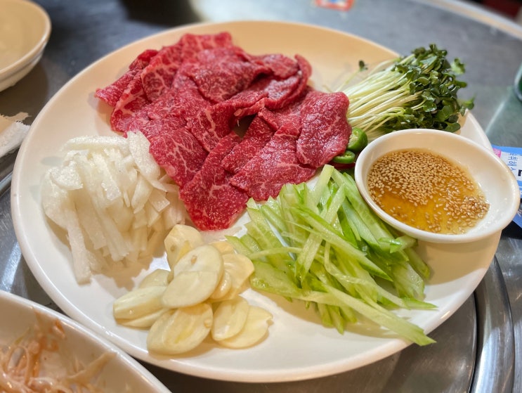  [서울대입구 포차/맛집] '이모네포차' 한우 육사시미 + 소주 뿌시기