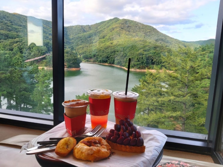  파주 마장호수 출렁다리 &뷰맛집 레드브릿지 카페