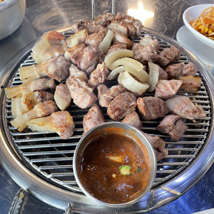  수원광교 회식 장소로 제격이었던 흑돼지 전문 맛집 돈사돈
