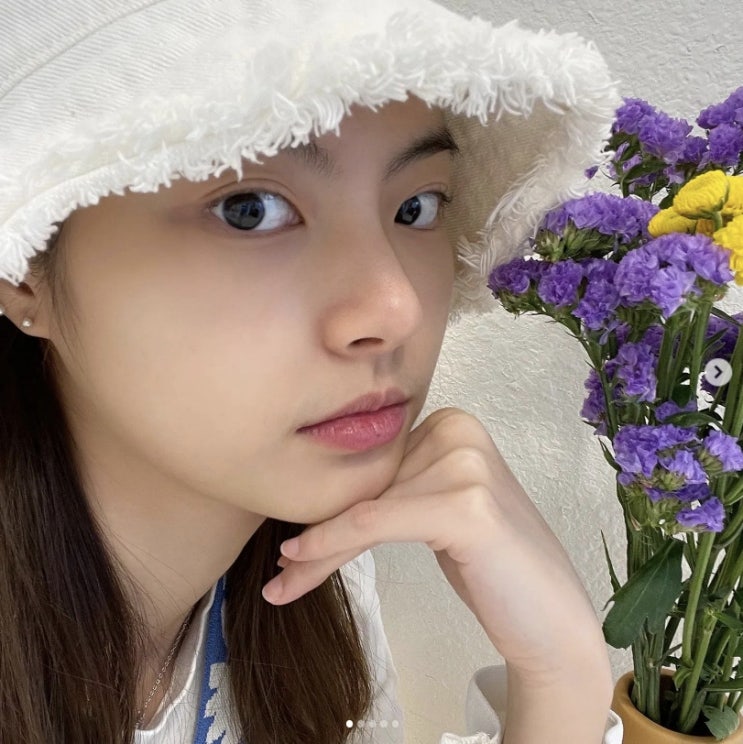 '영화 이공삼칠' 신인배우 홍예지, 인형같은 시스루 패션으로 청초한 미모 (ft. 프로필 정리) '영화 이공삼칠' 신인배우 홍예지, 인형같은 시스루 패션으로 청초한 미모 (ft. 프로필 정리)