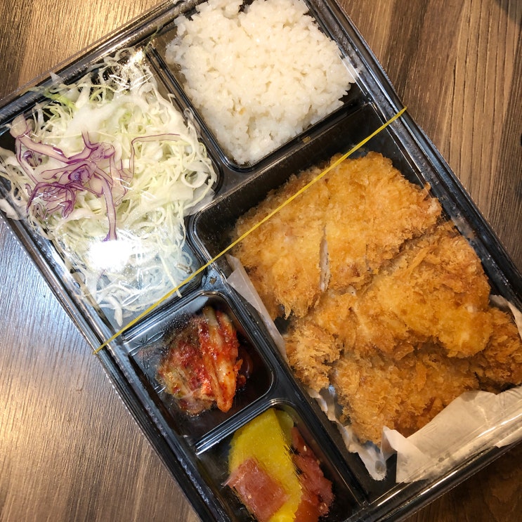  마포 서교동 육질이 느껴지는 돈까스 맛집 가츠시 배달!