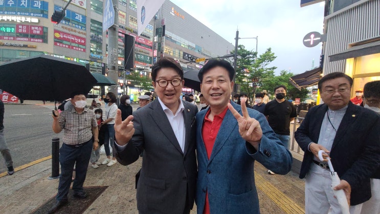 <b>김용남</b> 국민의힘 수원 특례 시장 후보 권성동 <b>의원</b> (원내대표)... 