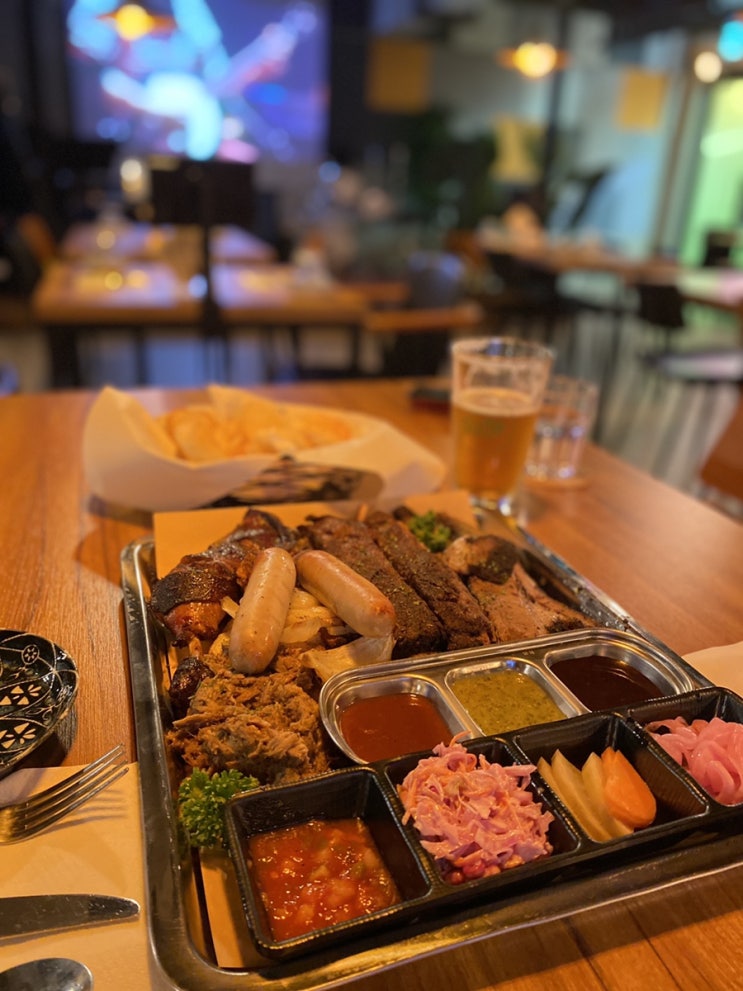 [성수맛집] 재즈 라이브 감상 가능한 성수동 바베큐 맛집, 심야의 숲