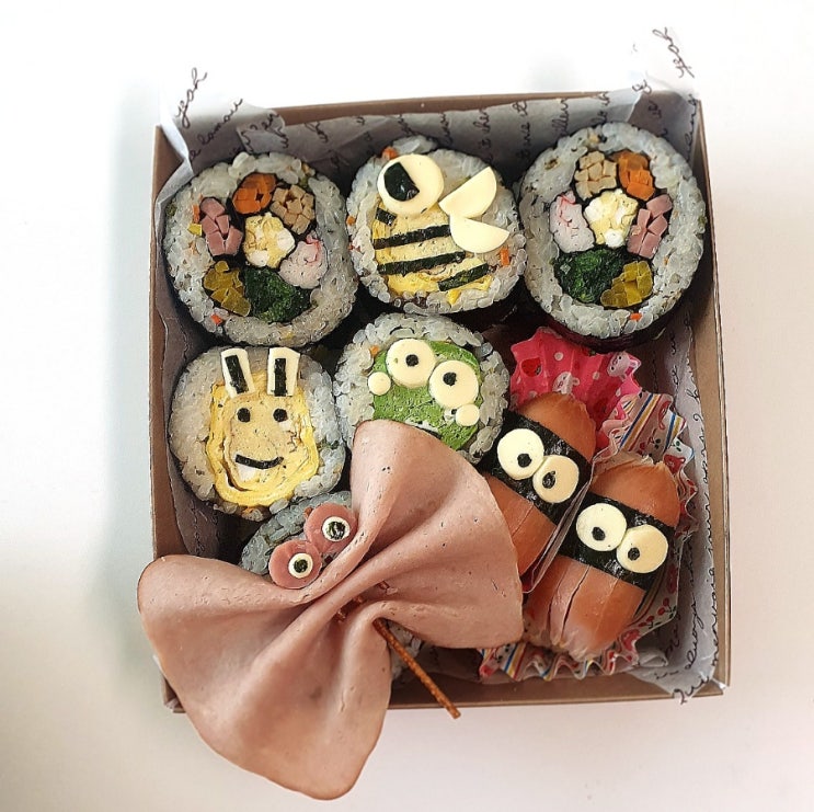  아이 소풍에는 케릭터 김밥