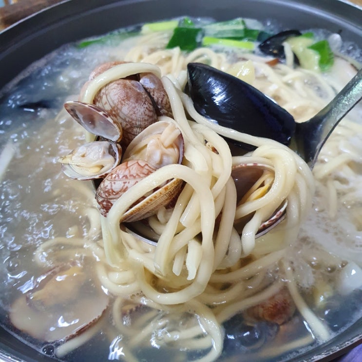  김제맛집 야끼만두와 칼국수가 맛있는 세엄마칼국수